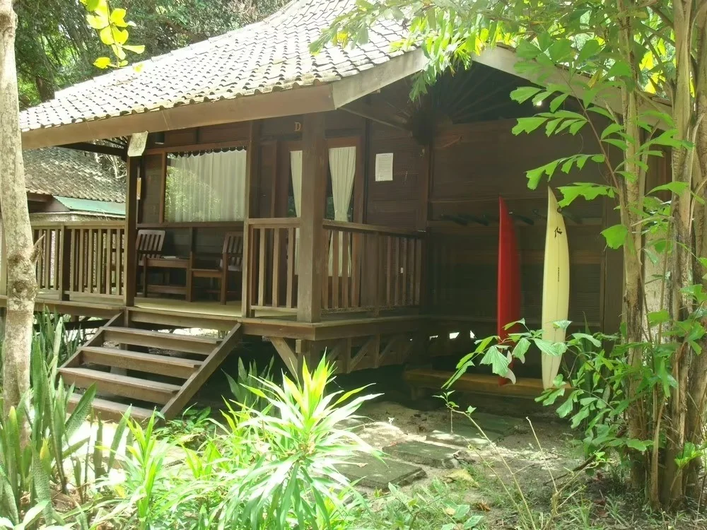 G-Land Bobbys Surf Camp photo 4