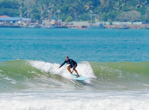 Gota Dagua Surf Camp Sri Lanka  Ahangama