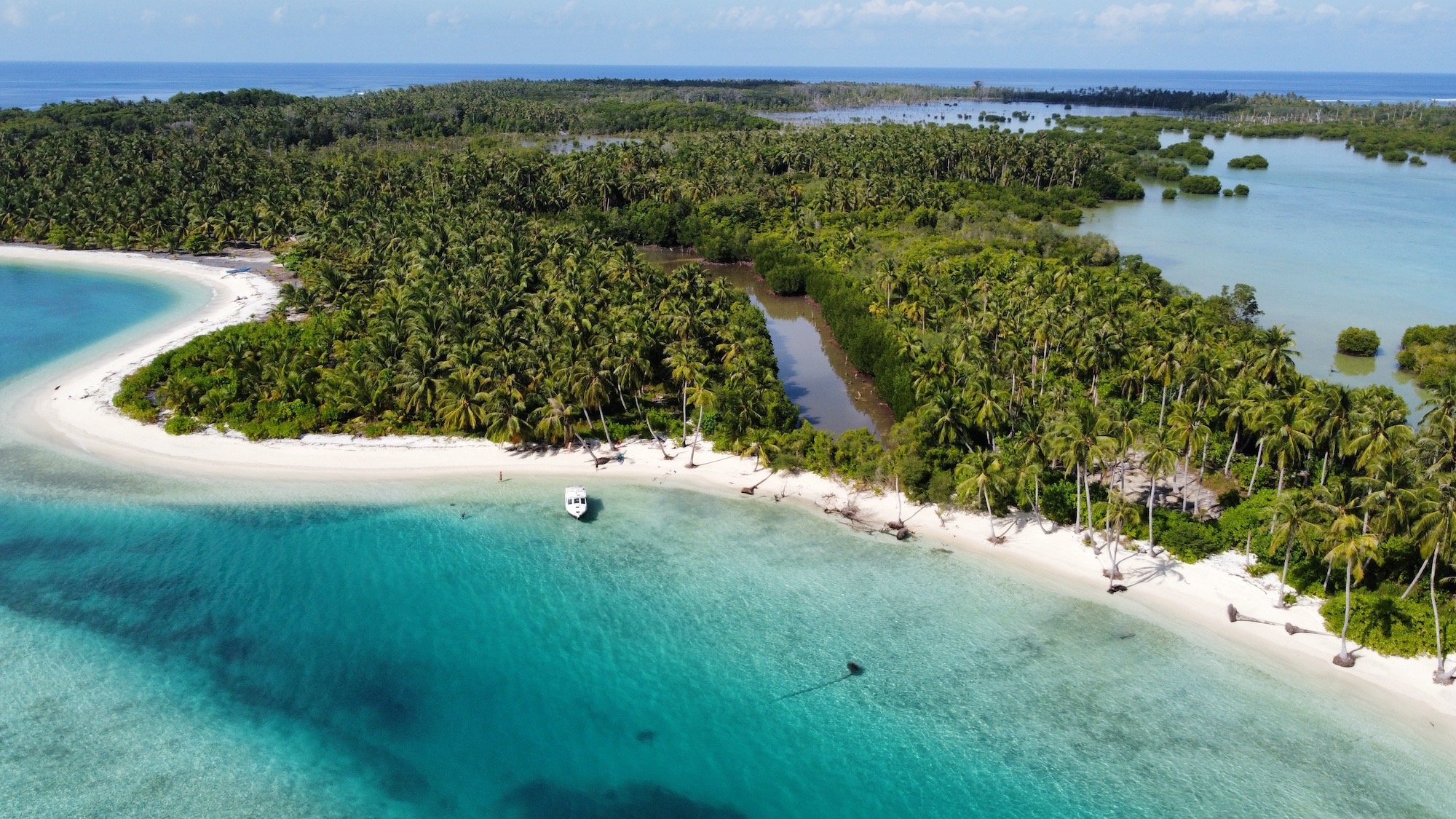 Kingfisher Mentawai Resort photo 7