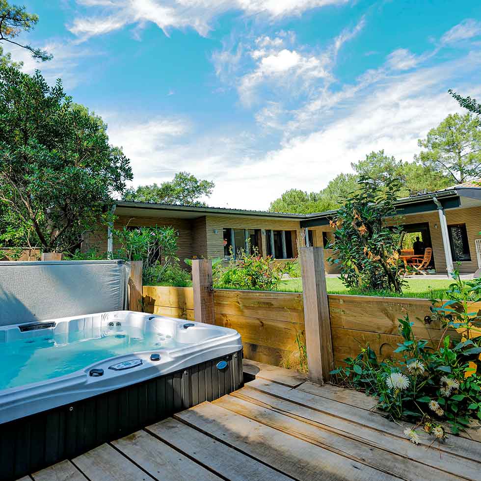 Natural Surf Lodge  Surf Camp photo 4