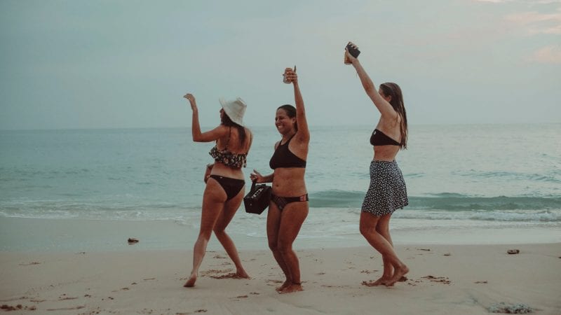 Sunshinestories Surf  Yoga Retreat
