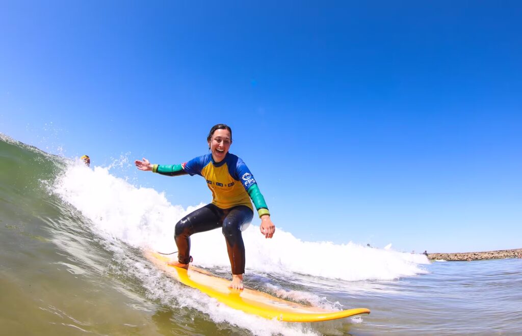 Surf Lisbon  House  School photo 4