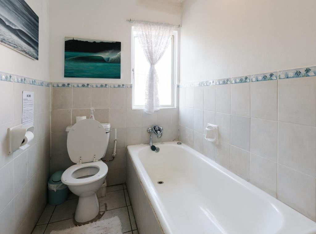 Umzumbe Surf House photo 8